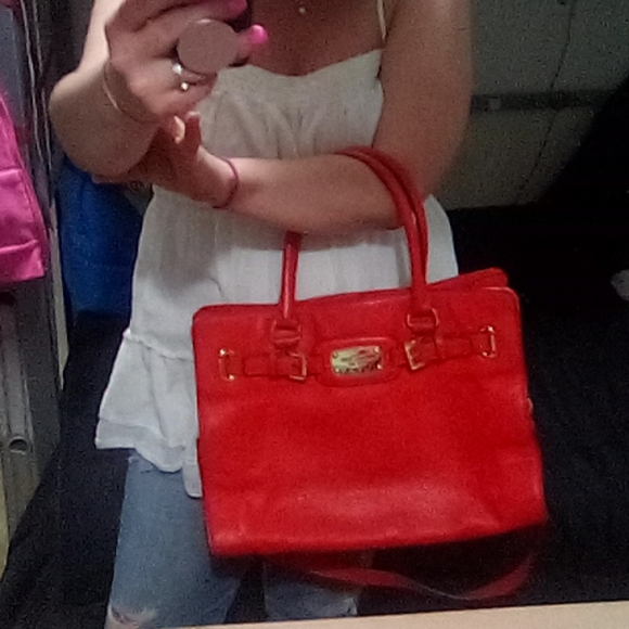 Michael kors purse - Picture 13 of 13